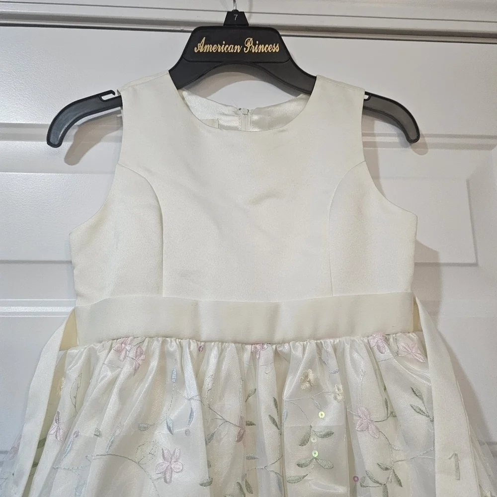 Elegant White Floral Kids Dress